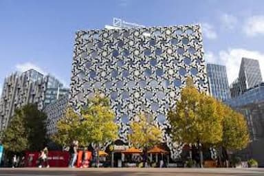 Ravensbourne University